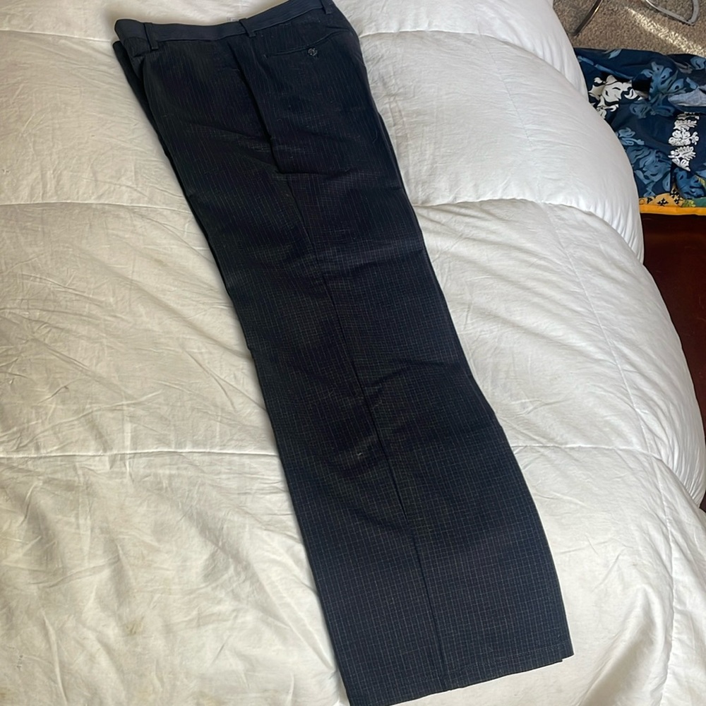 Dockers Navy Plaid 30wx32in